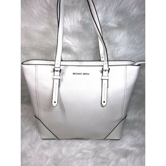 NWT Michael Kors Aria Leather Large Pebbled White - Picture 1 of 6